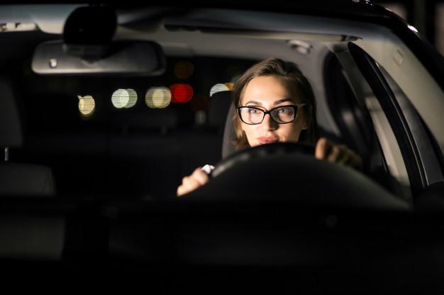 Jakie okulary do jazdy nocą sprawdzą się najlepiej?
