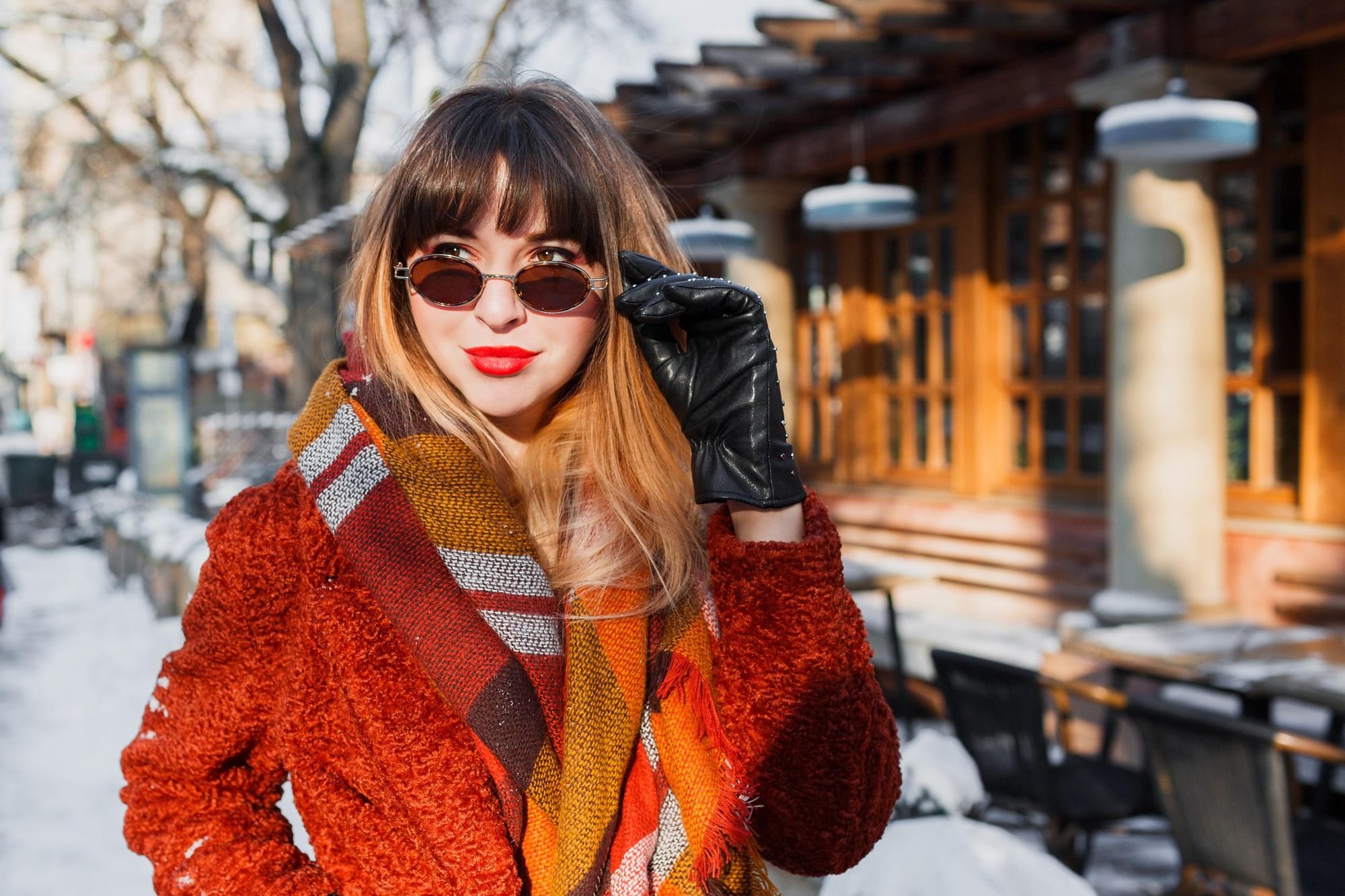 4 powody, dlaczego warto nosić okulary przeciwsłoneczne zimą